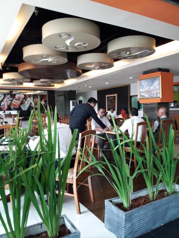 D'Arcici Hotel Cempaka Putih Jakarta Exterior foto